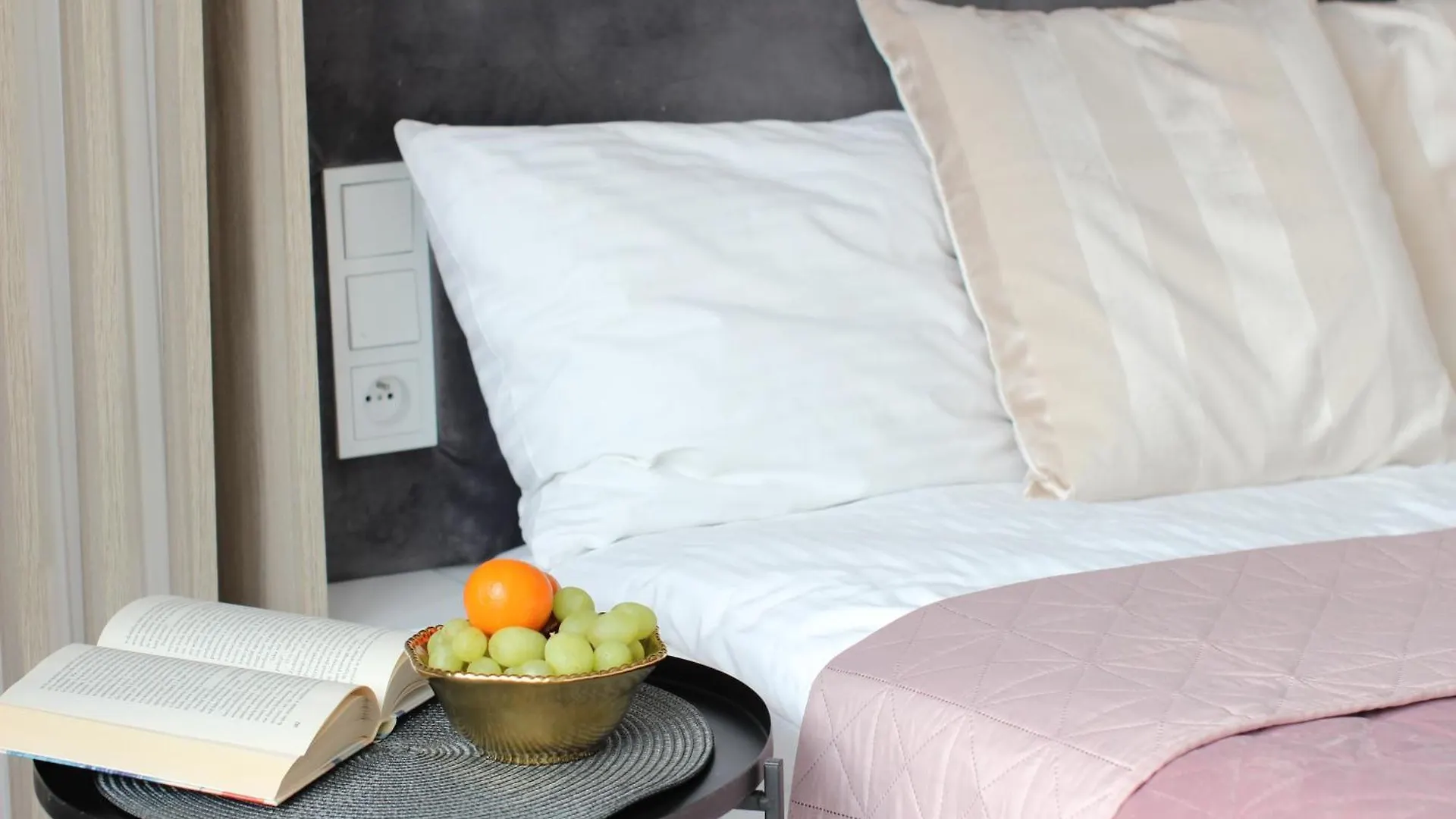 Apartamento Viva Green & Natur Apt Close To Vistula River - By Homelike Cracovia Polonia